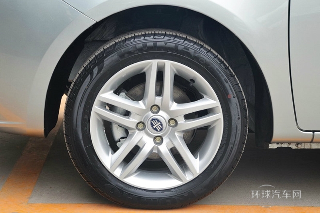 2014款 兩廂 1.5L 手動舒適型