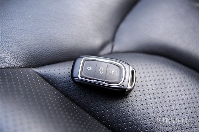 2013款 1.5L 手動(dòng)精英版