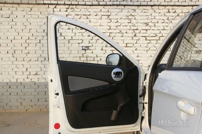 2014款 兩廂 1.5L 自動舒適型