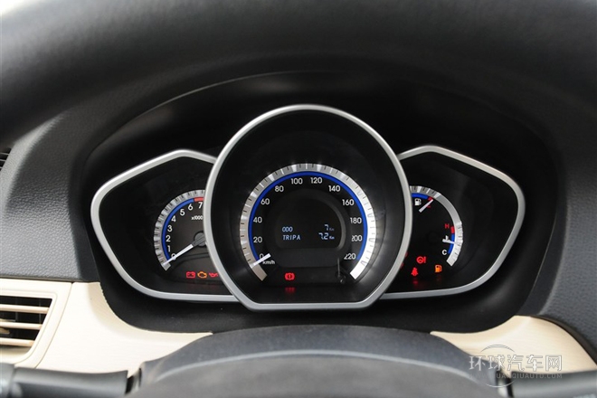 2013款 1.5L 手動標準版