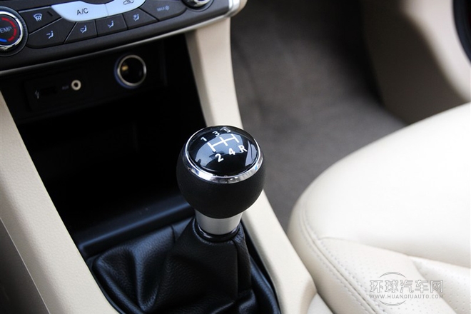 2013款 1.5L 手動豪華版