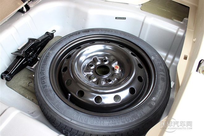 2013款 1.5L 手動舒適版