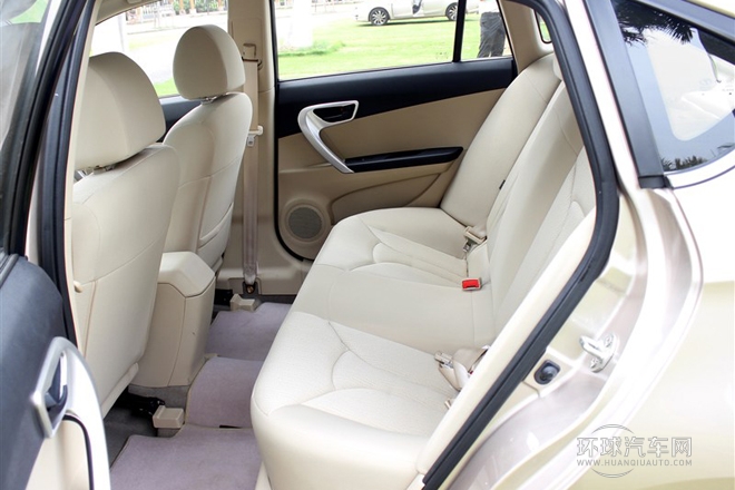 2013款 1.5L 手動舒適版