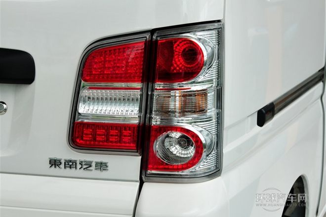 2011款 1.3L(柳機(jī)引擎)標(biāo)準(zhǔn)型