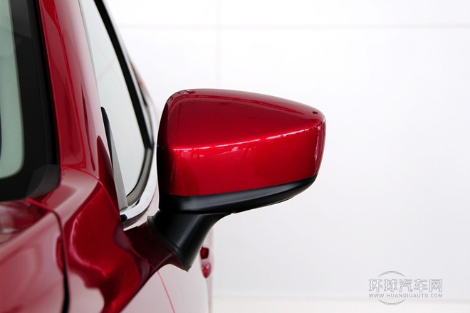 2014款 兩廂 1.5L 自動尊貴型