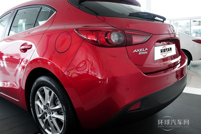 2014款 兩廂 1.5L 自動(dòng)尊貴型