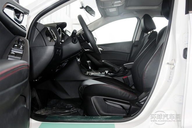 2014款 兩廂 2.0L 自動旗艦型