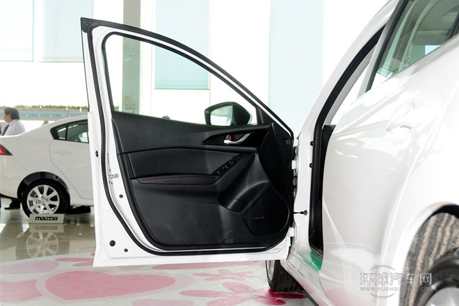 2014款 兩廂 2.0L 自動運動型