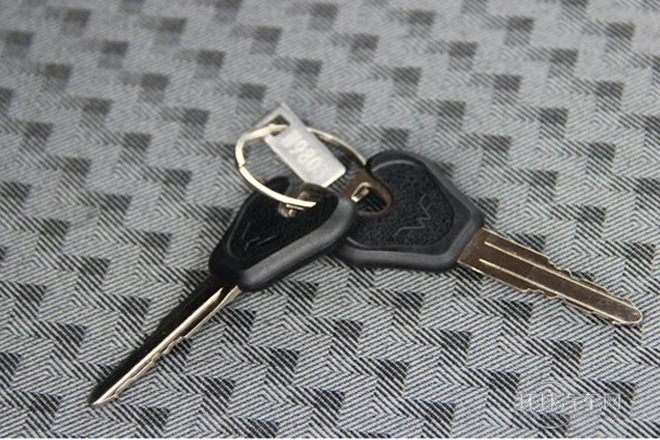 2010款 1.0L立業版