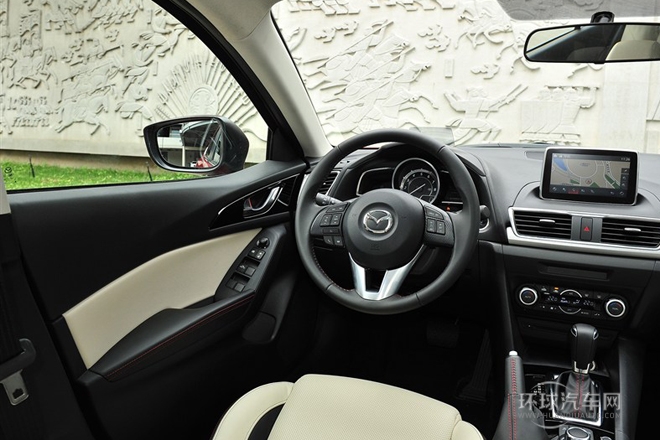 2014款 三廂 2.0L 自動旗艦型