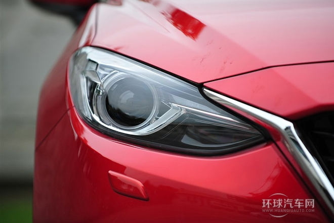 2014款 三廂 2.0L 自動旗艦型