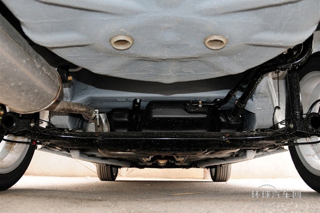 2012款 三廂 1.5L 自動尊貴型