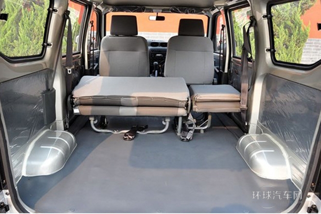 2010款 1.0L新版立業型短車身