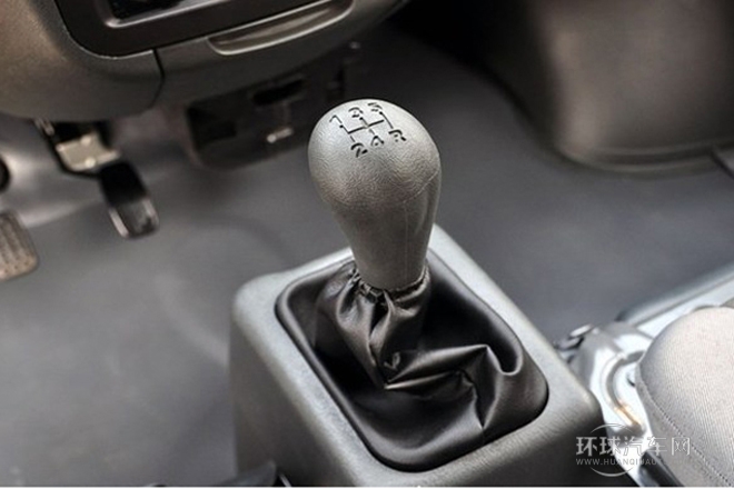 2010款 1.0L新版立業(yè)型短車身