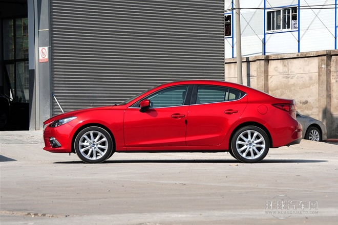 2014款 三廂 2.0L 自動(dòng)運(yùn)動(dòng)型