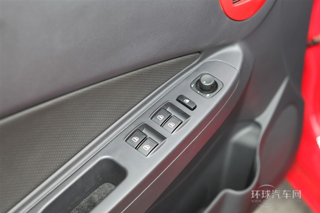 2012款 三廂 1.5L 自動(dòng)豪華型