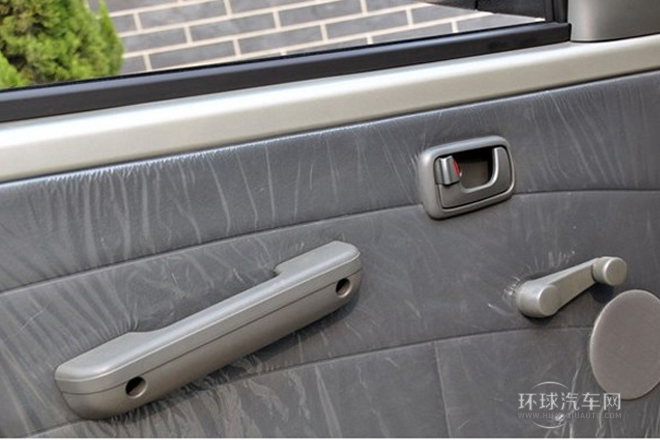 2010款 1.0L新版實用型短車身