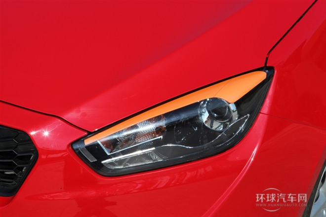 2012款 三廂 1.5L 自動豪華型