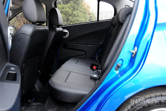 2012款 三廂 1.5L 手動豪華型