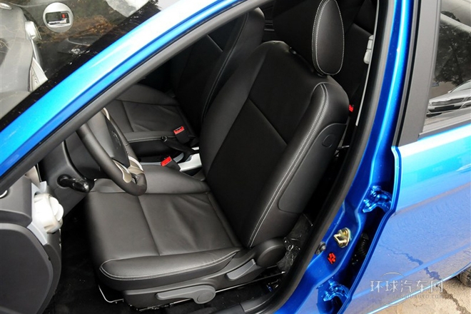 2012款 三廂 1.5L 手動(dòng)豪華型