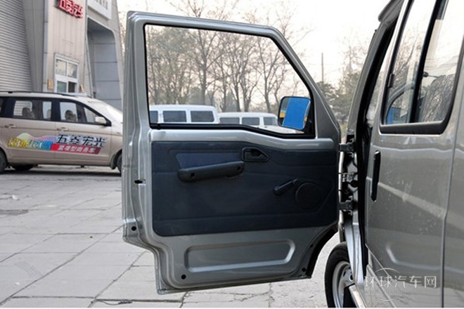 2010款 1.0L新版實用型長車身