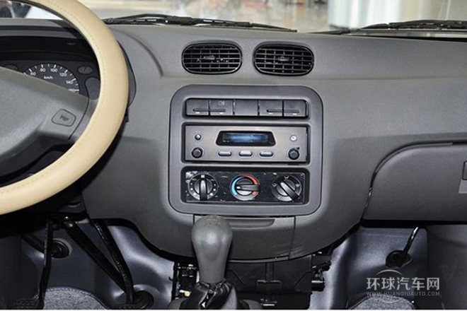 2010款 1.1L新版實用型短車身