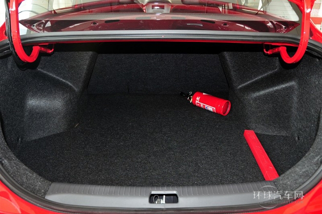 2012款 三廂 1.5L 自動舒適型