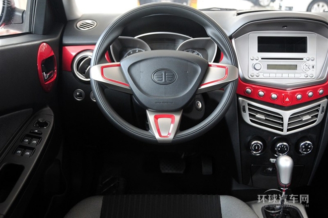 2012款 三廂 1.5L 自動舒適型