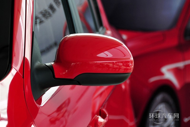 2012款 三廂 1.5L 自動舒適型