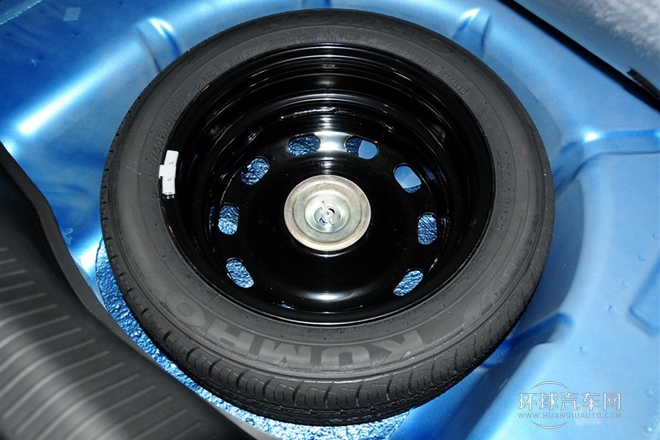 2012款 三廂 1.5L 手動舒適型