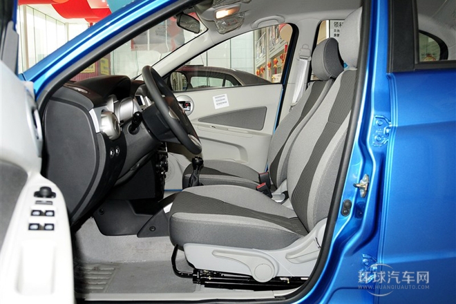 2012款 三廂 1.5L 手動舒適型