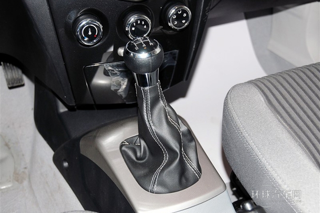 2012款 三廂 1.5L 手動舒適型