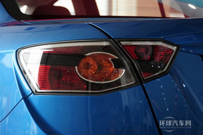 2012款 三廂 1.5L 手動(dòng)舒適型