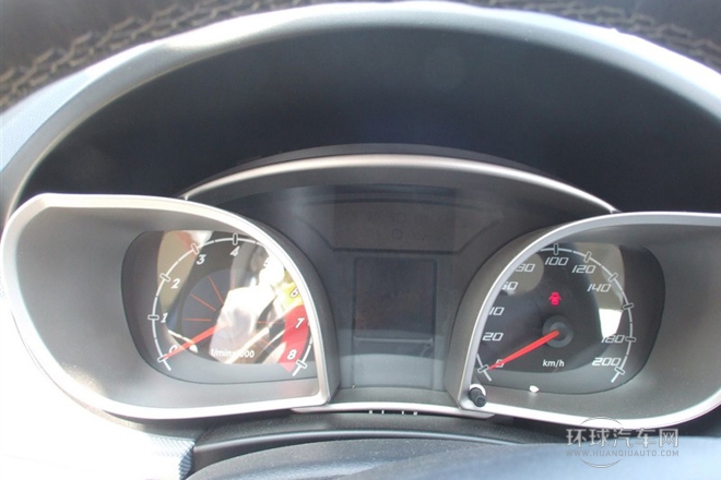 2012款 三廂 1.5L 手動基本型