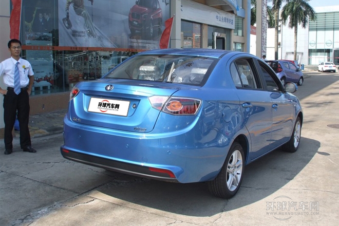 2012款 三廂 1.5L 手動(dòng)基本型