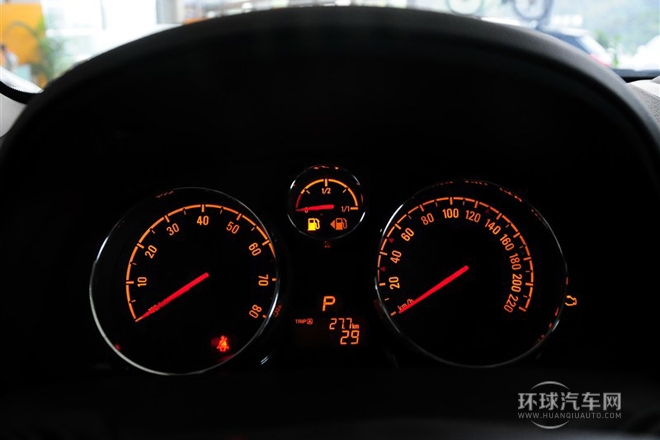 2013款 2.4L 兩驅豪華版