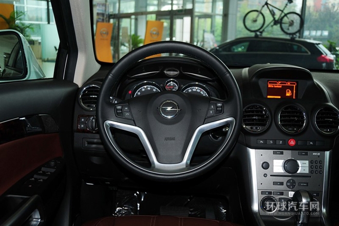 2013款 2.4L 兩驅(qū)豪華版