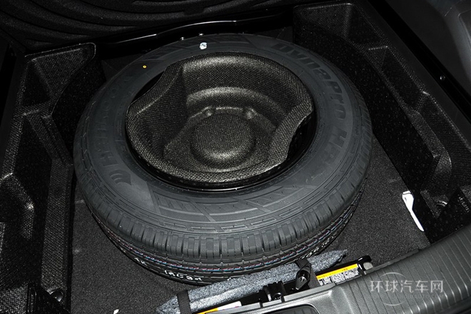 2013款 2.4L 四驅(qū)豪華版