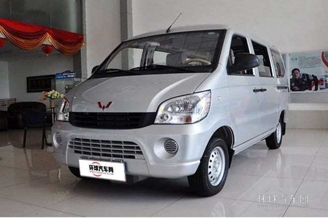 2010款 1.2L新版標(biāo)準(zhǔn)型I短車身