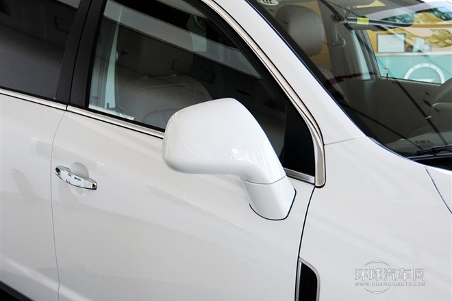 2013款 2.4L 四驅(qū)豪華版