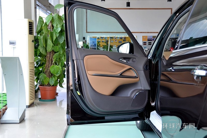 2013款 1.4T 七座豪華型