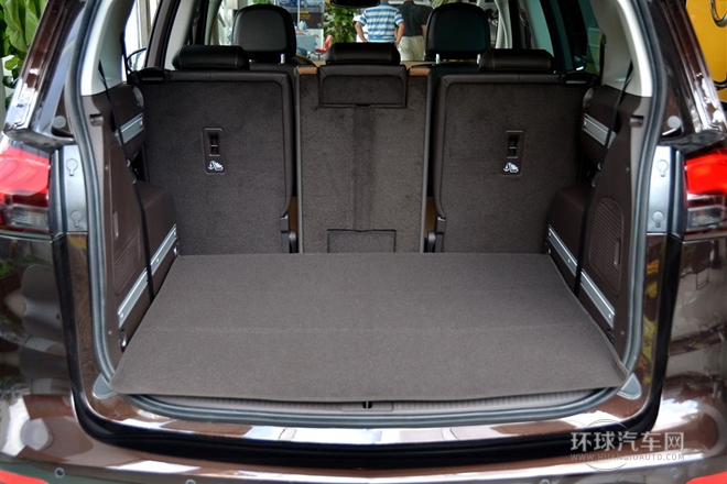 2013款 1.4T 七座豪華型