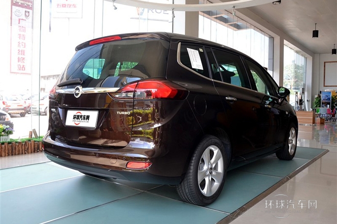 2013款 1.4T 七座豪華型