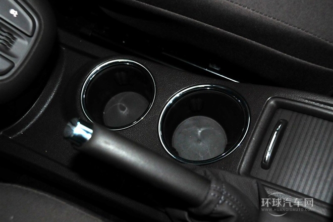 2013款 1.4T 五座舒適型