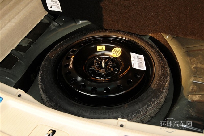 2013款 2.0T 兩驅豪華型