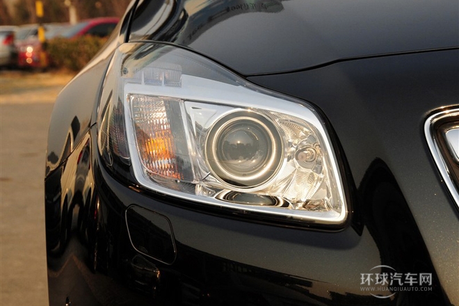 2013款 2.0T 兩驅豪華型