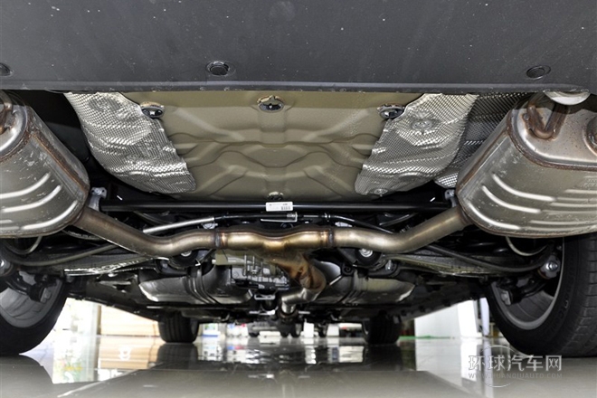 2013款 2.0T 四驅運動型