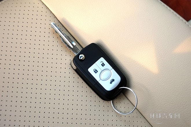 2013款 1.5L 手動 尊享型