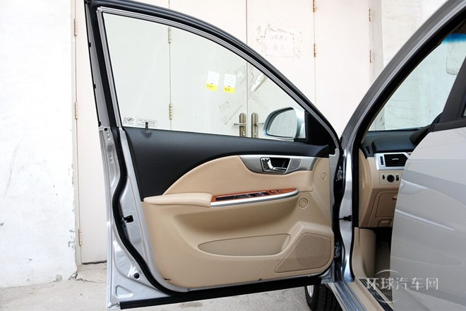 2013款 1.5L 手動 尊享型