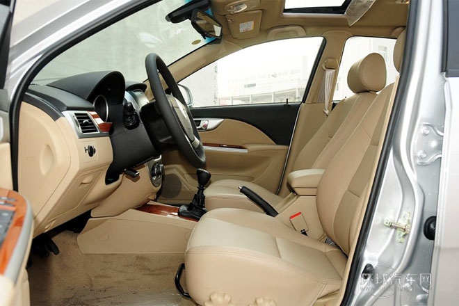 2013款 1.5L 手動 尊享型